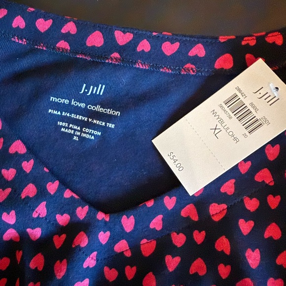 J. Jill Navy and Pink Heart V-Neck Tee - Picture 4 of 4